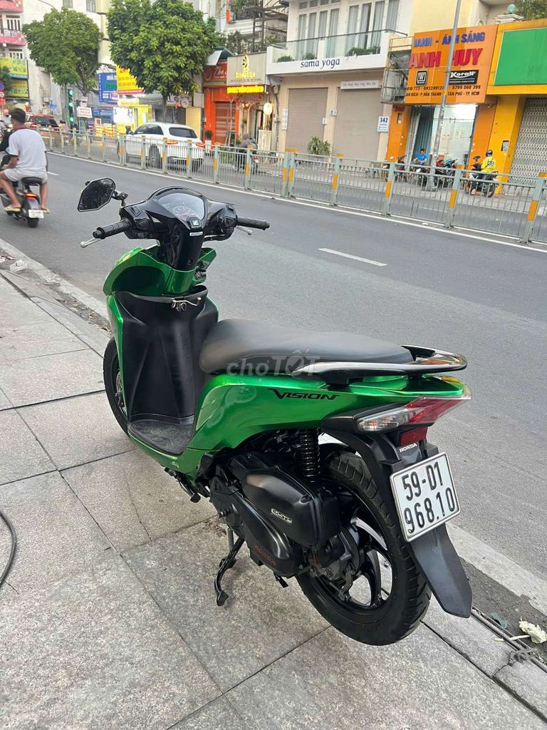 Honda vision 2016 mới 90% biển số thành phố. Mua bán Xe máy tại Quận Tân Phú Tp Hồ Chí Minh được đăng bởi Tuanduy hình 5