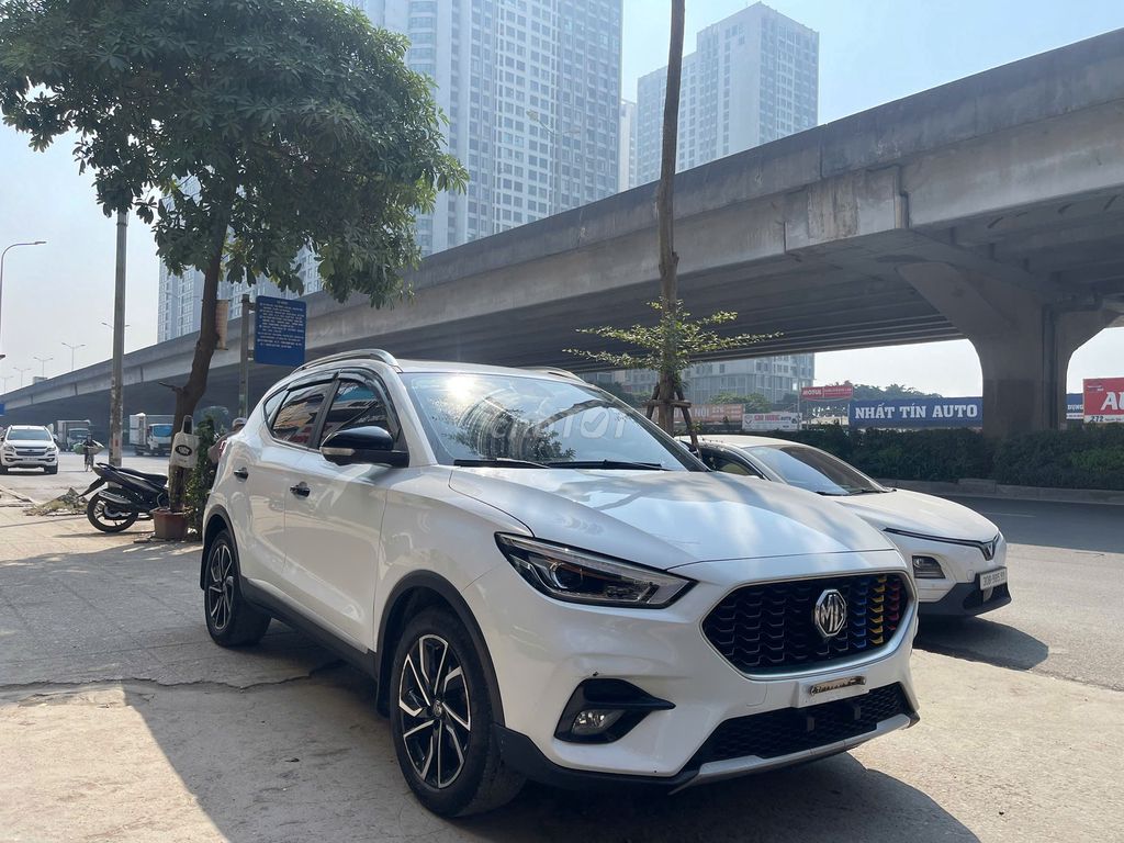 MG ZS Luxury 2023 màu trắng. Mua bán Ô tô tại Quận Thanh Xuân Hà Nội được đăng bởi Thanh Biz Nguyễn Thái Auto hình 5