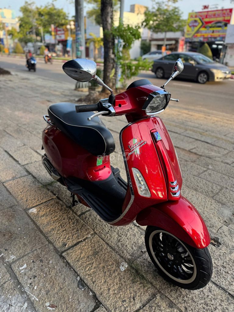 Vespa Sprint Đỏ Cherry và Trắng đen bs 72 zin. Mua bán Xe máy tại Thành phố Bà Rịa Bà Rịa - Vũng Tàu được đăng bởi Cửa Hàng Xe Máy Anh Luân hình 6