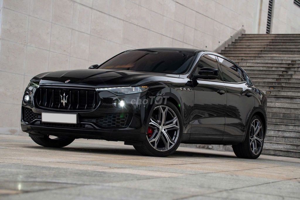 Maserati Levante 2020  - 45000 km. Mua bán Ô tô tại Quận 1 Tp Hồ Chí Minh được đăng bởi FatCar Auto hình 4