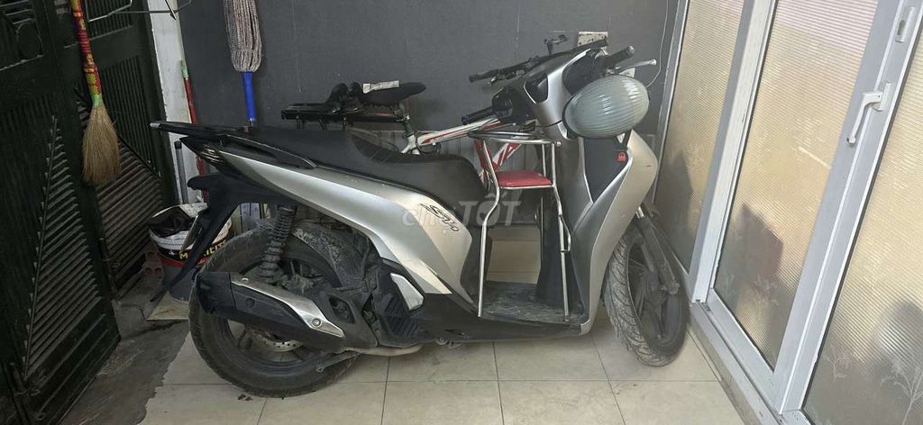 Honda SH Вьетнам 2017 Серебристый