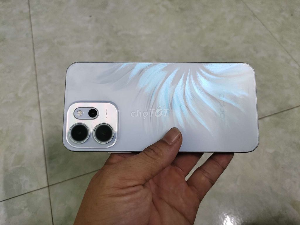 Oppo Reno 14F nhỏ gọn nguyên zin có gl. Mua bán Điện thoại tại Thành phố Mỹ Tho Tiền Giang được đăng bởi Qmobile hình 1