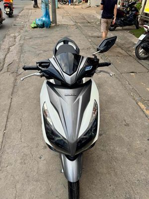 Honda Air Blade 125 2014 Trắng xám. Mua bán Xe máy tại Thành phố Biên Hòa Đồng Nai được đăng bởi XE MÁY CŨ THÀNH MỸ 