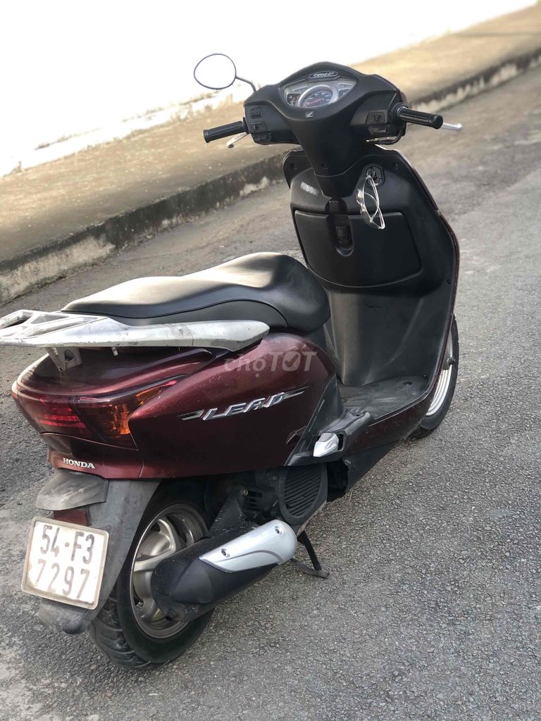 Honda Lead Fi bstp Đỏ mận, máy zin êm. Mua bán Xe máy tại Huyện Hóc Môn Tp Hồ Chí Minh được đăng bởi Xe Máy Bùi Phong hình 5