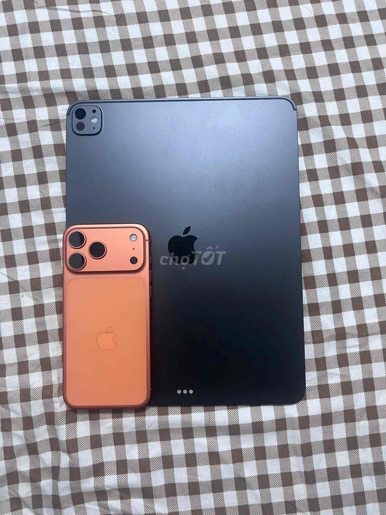 Apple iPad Pro M5 Wifi 13 inch 256GB. Mua bán Máy tính bảng tại Quận Ninh Kiều Cần Thơ được đăng bởi Nguyễn Hoàng hình 1