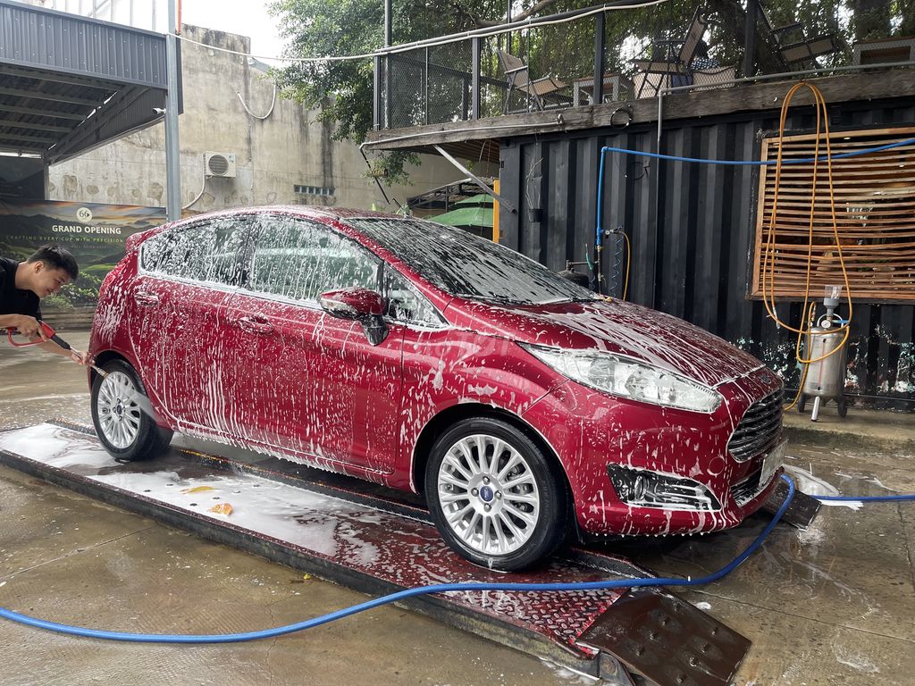 Fiesta 2015 1.5 AT Sport - Đỏ Boudeux zin. Mua bán Ô tô tại Huyện Hóc Môn Tp Hồ Chí Minh được đăng bởi Song Hành hình 1