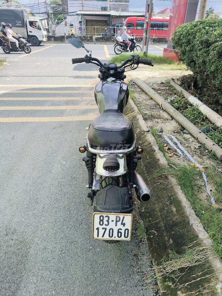 Brixton 125 2020 , xe đẹp máy móc êm mạnh. Mua bán Xe máy tại Thành phố Thủ Đức Tp Hồ Chí Minh được đăng bởi HIỆP AN MOTO 233 QUỐC LỘ 13 CŨ HIỆP BÌNH PHƯỚC THỦ ĐỨC  hình 8