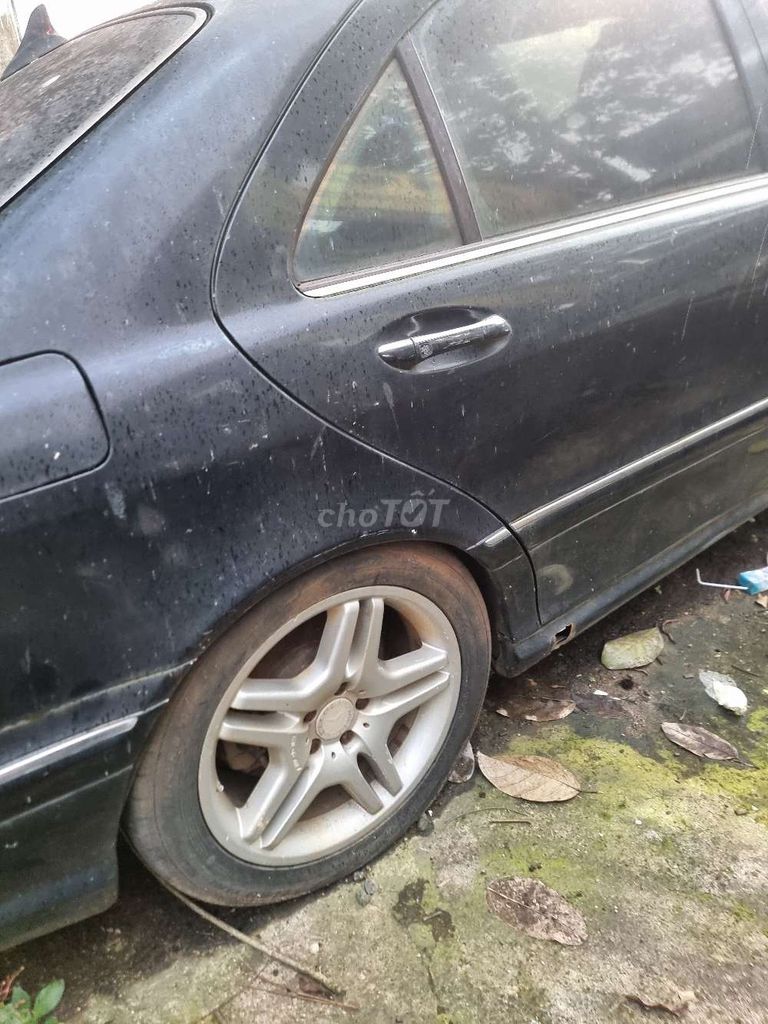 Mercedes-Benz S500 AMG Đen. Mua bán Ô tô tại Thành phố Buôn Ma Thuột Đắk Lắk được đăng bởi Hoàng Quân Vương  hình 3