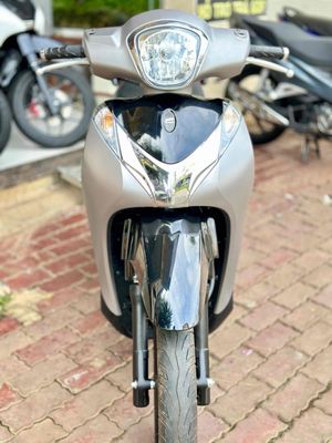 Xe Sh Mode 2016 Đẹp Keng, Máy Móc Zin Êm. Mua bán Xe máy tại Thành phố Buôn Ma Thuột Đắk Lắk được đăng bởi CẦM ĐỒ TUẤN ĐẠT