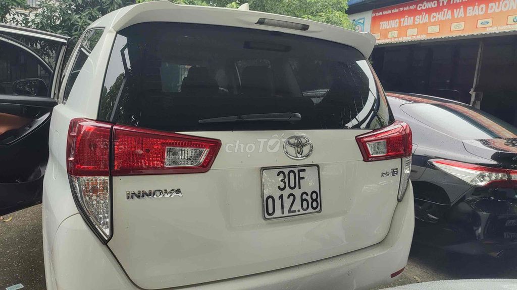 Toyota Innova 2017 2.0E - 123000 km. Mua bán Ô tô tại Quận Hai Bà Trưng Hà Nội được đăng bởi SellCar hình 6