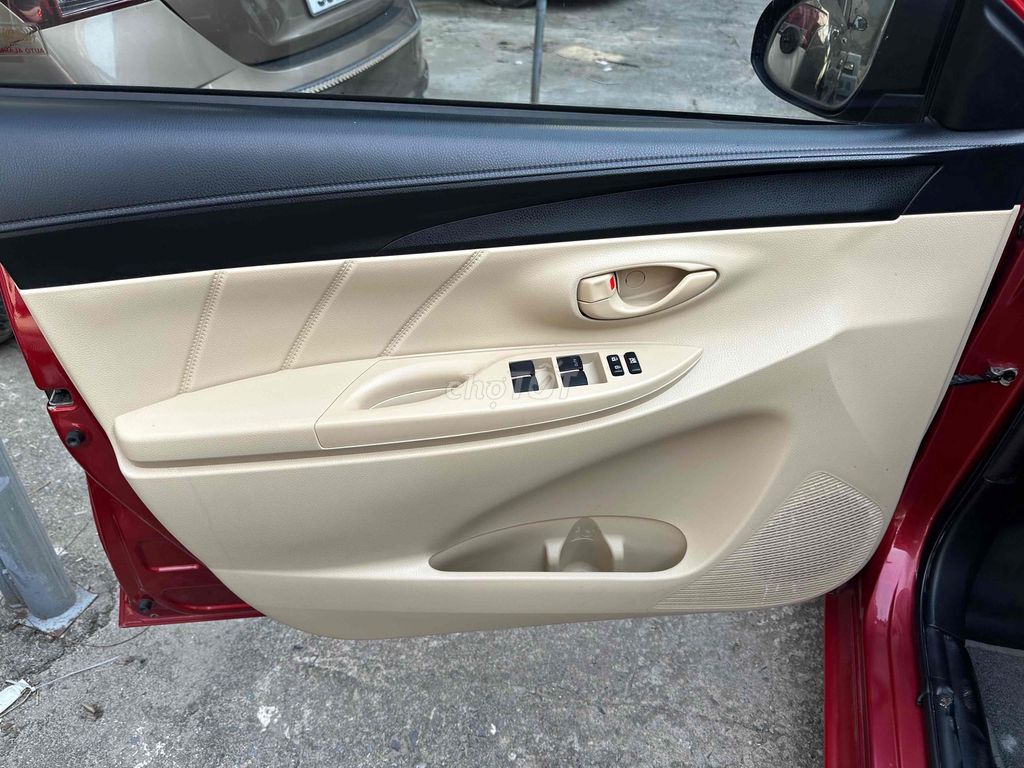 Toyota Yaris 2014 E 1.3 86000 km. Mua bán Ô tô tại Quận Hoàng Mai Hà Nội được đăng bởi Thanh Tân hình 15