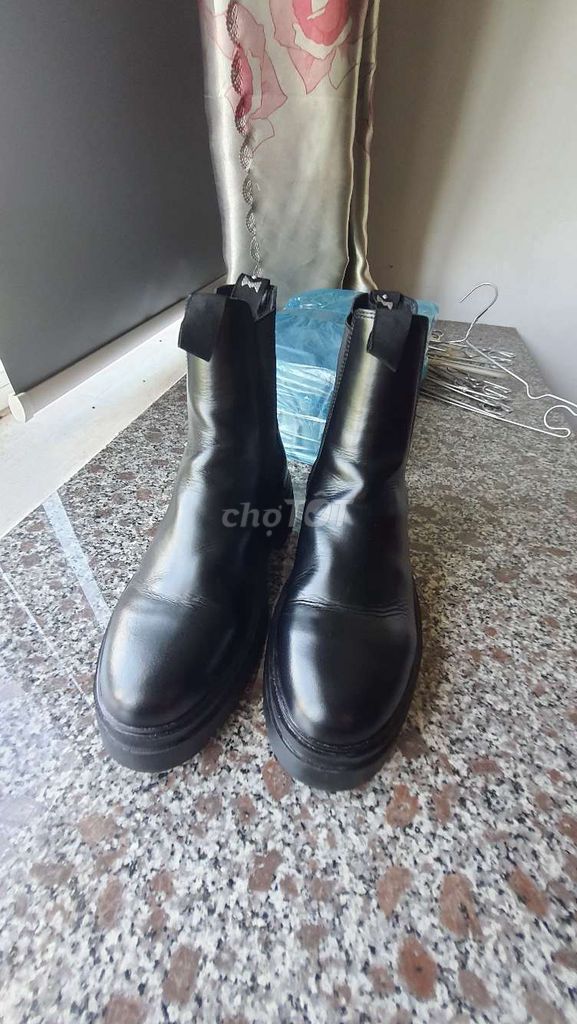 Giày boot The Wolf Nam Da thật Đen 41. Mua bán Giày dép tại Quận Cẩm Lệ Đà Nẵng được đăng bởi Vũ Minh Đức hình 1