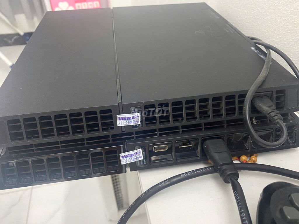 Bán máy ps4 fat hack 500gb kèm 2 tay. Mua bán Thiết bị chơi game tại Quận Long Biên Hà Nội được đăng bởi Dương Quố Tuấn hình 1