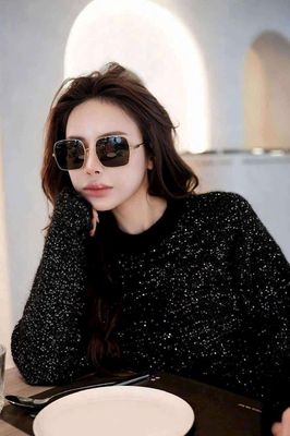 Kính Gucci unisex hàng chính hãng chỉ 7 triệu 5. Mua bán Phụ kiện thời trang khác tại Quận Gò Vấp Tp Hồ Chí Minh được đăng bởi chỉ bán đồ chính hãng 