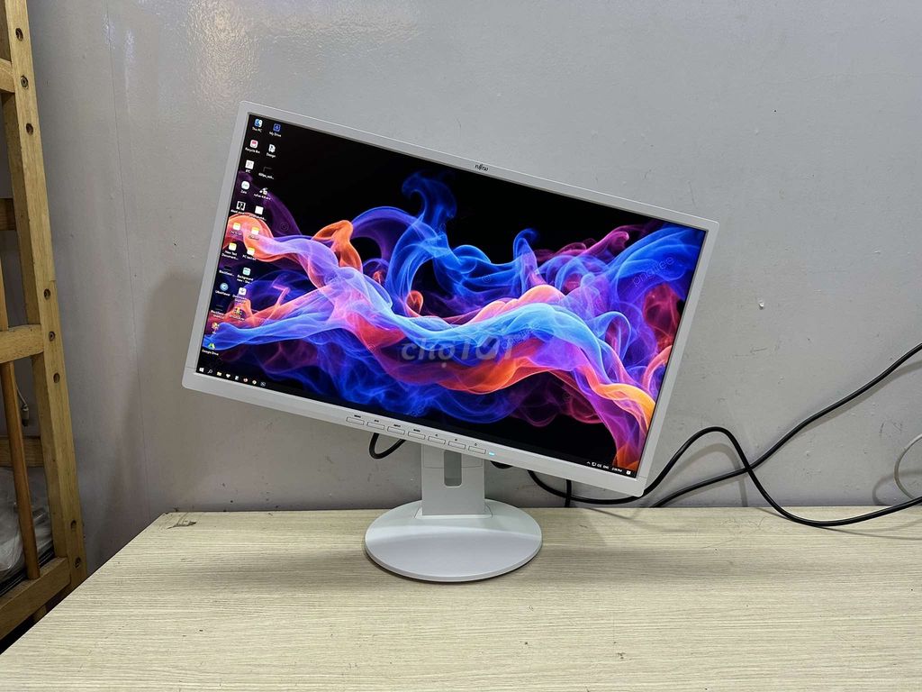 Màn hình 24" ips màu đẹp quá đẹp luôn@@