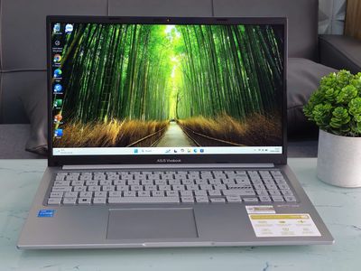 Asus Vivobook X1504VA i3-1315U 15.6 inch 8GB/512GB