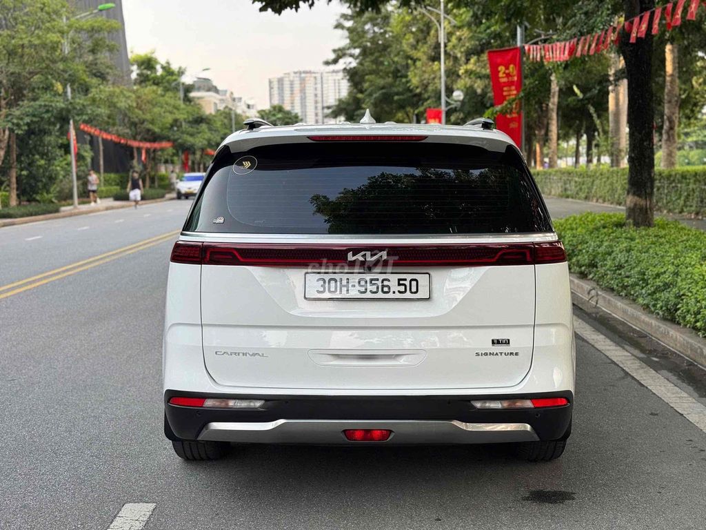 Kia Carnival Signature 2.2D 2022 màu trắng. Mua bán Ô tô tại Quận Cầu Giấy Hà Nội được đăng bởi Auto 6666 hình 7