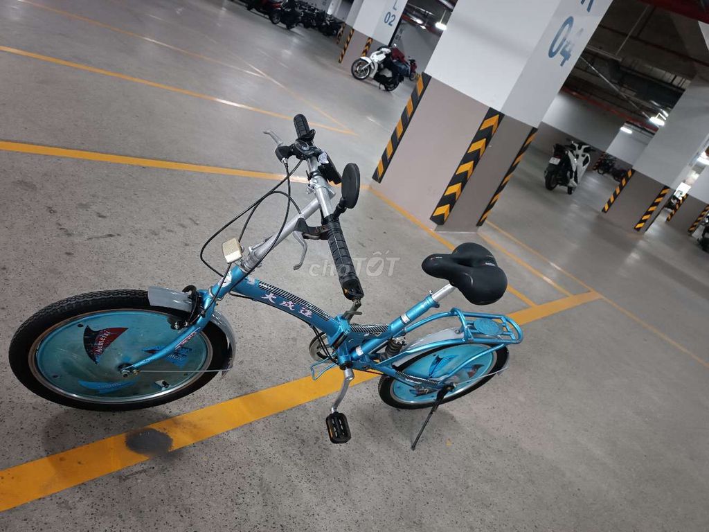 Xe thể thao gấp gọn 20in bãi Nhật như hình còn mới
