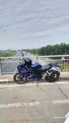 Yamaha R15v3 Xanh Côn tay