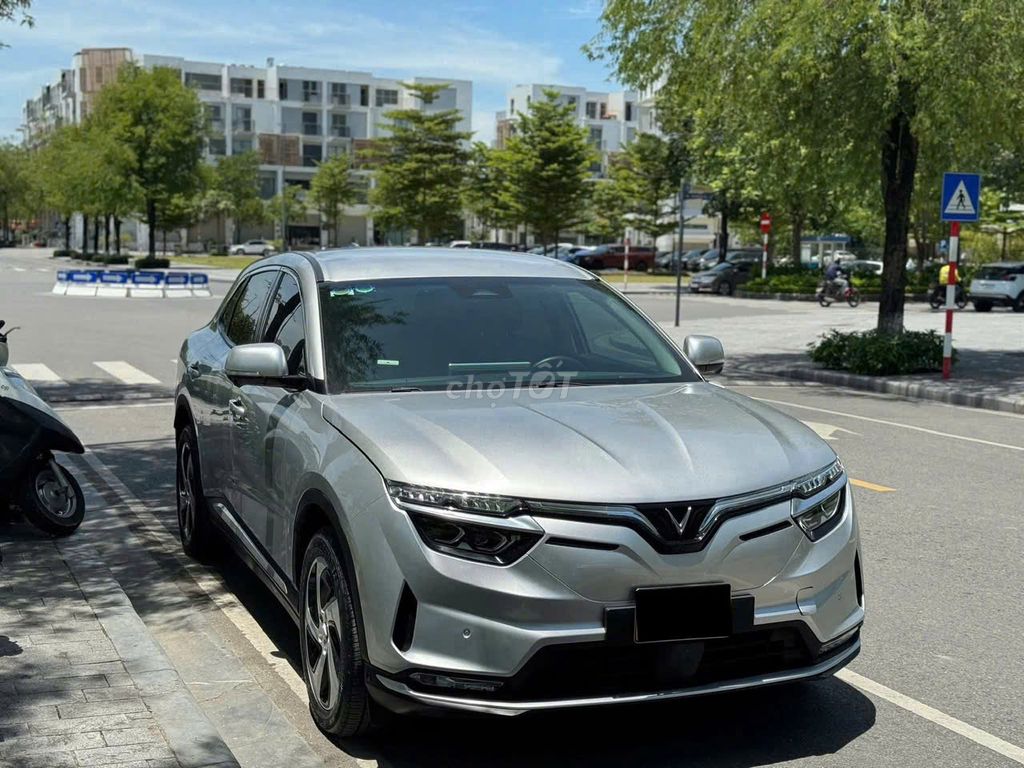 VinFast VF8 2023 Eco - GF - Màu Bạc. Mua bán Ô tô tại Huyện Gia Lâm Hà Nội được đăng bởi Vinfast Ocean Park Gia Lâm Hà Nội hình 2