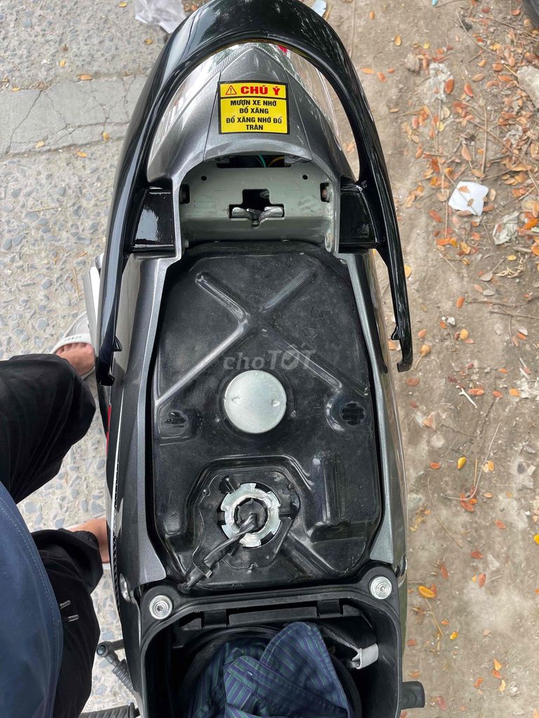 feture2 up waveS BS thành phố chính chủ bán. Mua bán Xe máy tại Quận 8 Tp Hồ Chí Minh được đăng bởi Hien hình 8