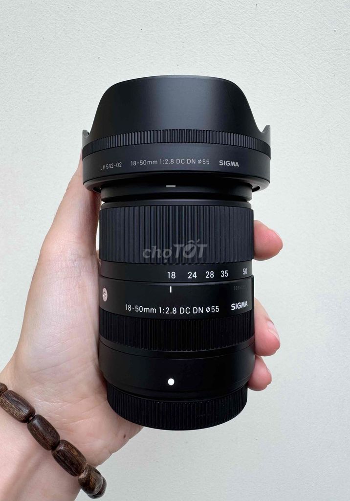 Sigma 18-50mm F2.8 Fujifilm đẹp 99% hãng 2027. Mua bán Máy ảnh, Máy quay tại Quận Bình Thạnh Tp Hồ Chí Minh được đăng bởi Teresa hình 1
