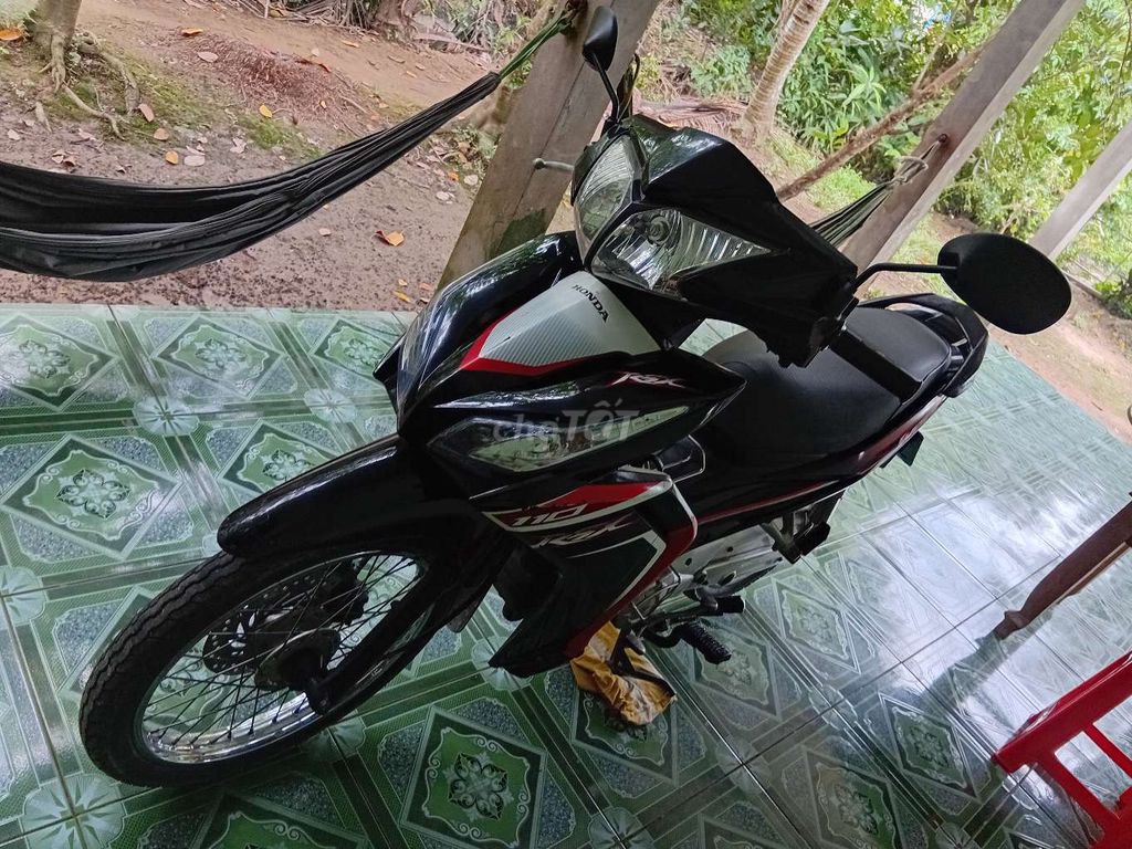 Honda Wave RSX 2012 Đen Đỏ mới 79%. Mua bán Xe máy tại Huyện Cái Bè Tiền Giang được đăng bởi Khoa Nguyen hình 4