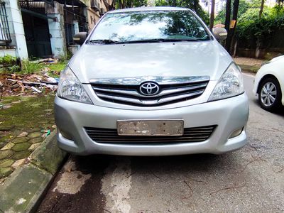 Toyota Innova 2009 V AT màu bạc còn tốt. Mua bán Ô tô tại Quận Cầu Giấy Hà Nội được đăng bởi Hoàng 158