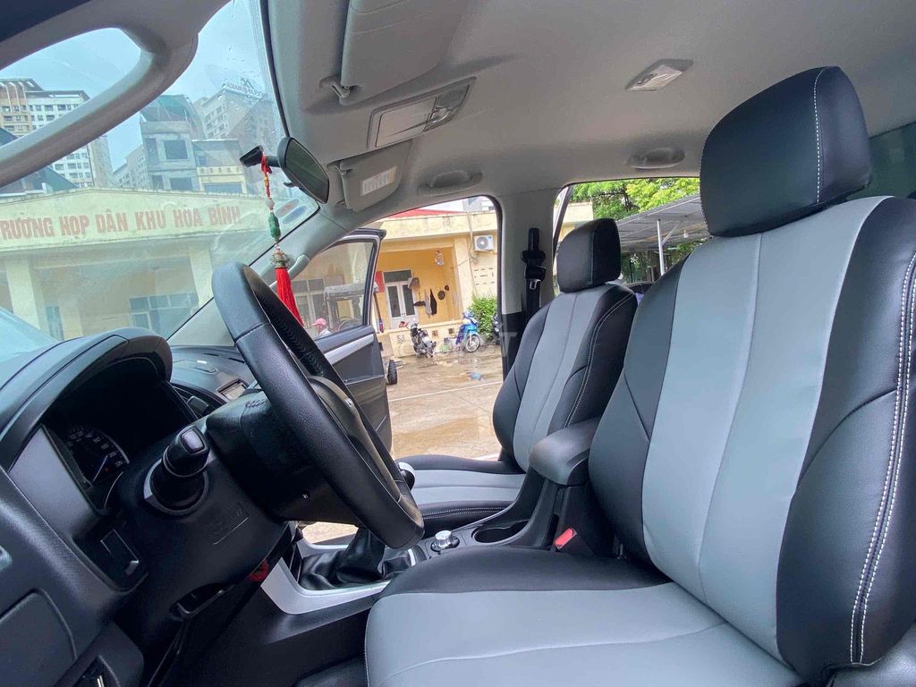 Isuzu Dmax 2016 LS 2.5 4X4 MT 2 cầu. Mua bán Ô tô tại Quận Hà Đông Hà Nội được đăng bởi Hiệp Xoăn Hà Đông hình 14