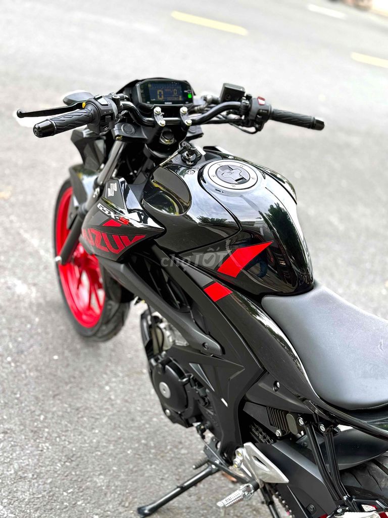 Suzuki GSX-S150 – như mới | Chạy dưới 100 km. Mua bán Xe máy tại Thành phố Thủ Đức Tp Hồ Chí Minh được đăng bởi iMotorbike Khang hình 9