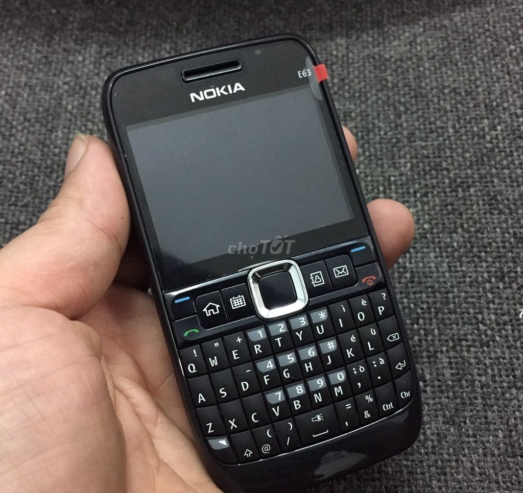 Điện thoại Nokia E63 full box mới (đen)