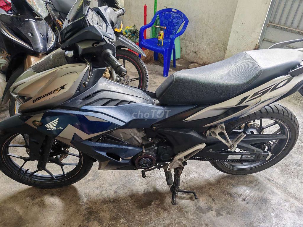 cần tiền nên bán xe lại winner x abs. Mua bán Xe máy tại Thành phố Nha Trang Khánh Hòa được đăng bởi Vũ Lê hình 1