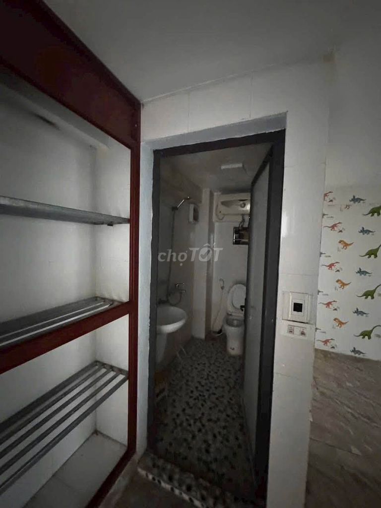 Cho thuê nhà riêng 40m2 Vĩnh Hưng, 2 tầng, 2 ngủ
