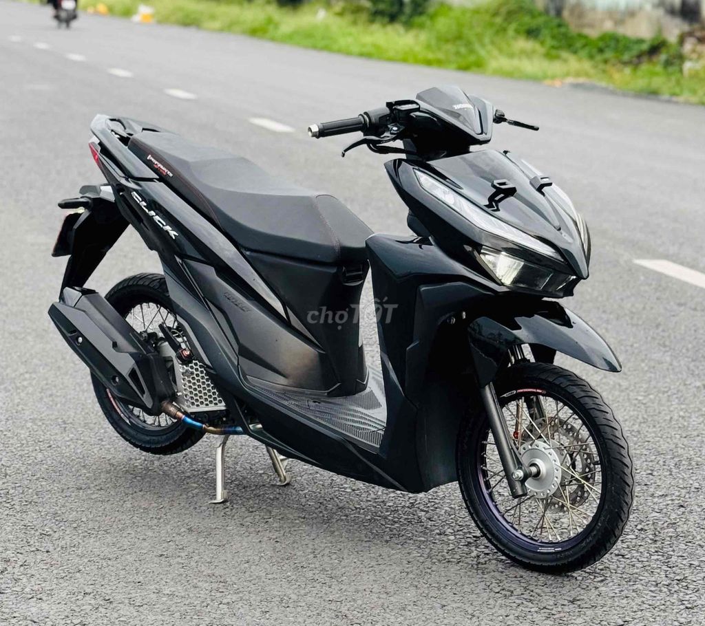 Honda Vario 125cc Đen 10.000 km 9 chủ ký. Mua bán Xe máy tại Quận Gò Vấp Tp Hồ Chí Minh được đăng bởi CHXM 86 chuyên bán xe trả góp hình 3