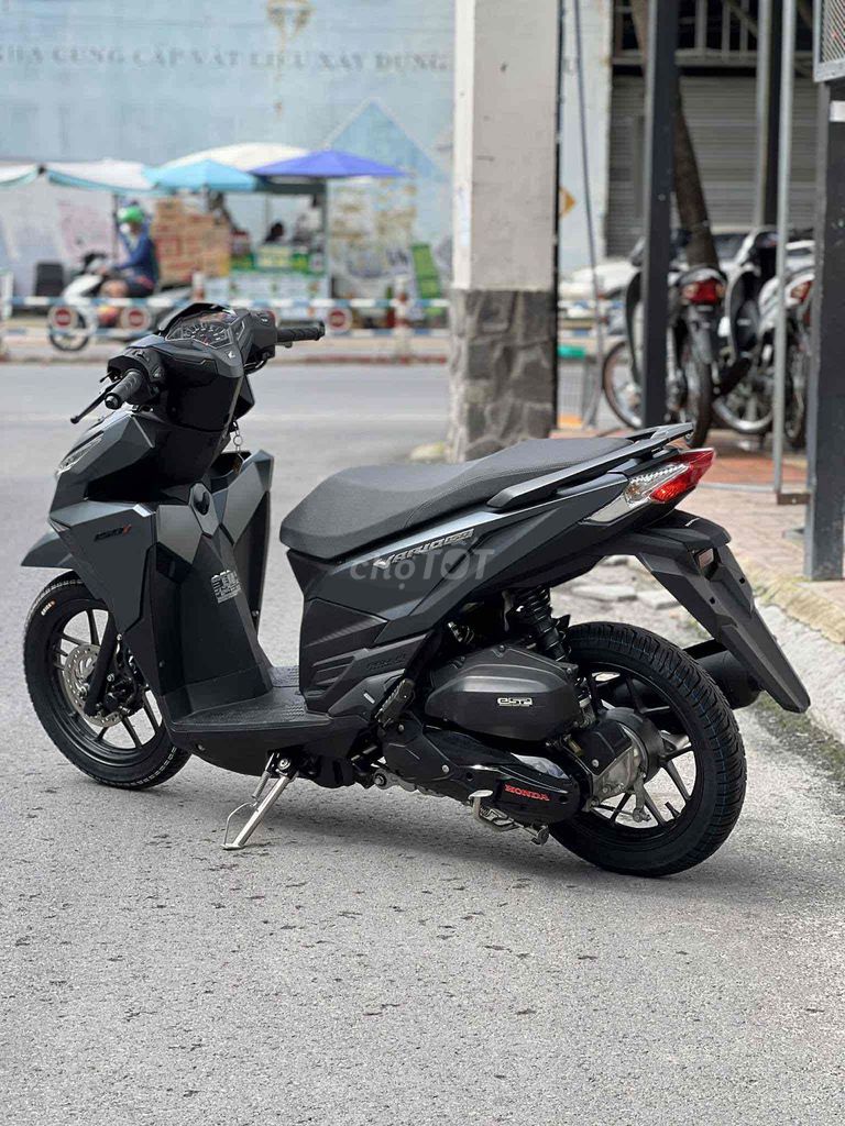 Cần Bán e vario dk 2018 đẹp keng 9 chủ ký giấy. Mua bán Xe máy tại Thành phố Biên Hòa Đồng Nai được đăng bởi Cửa Hàng Xe Máy Gia Khang  hình 3