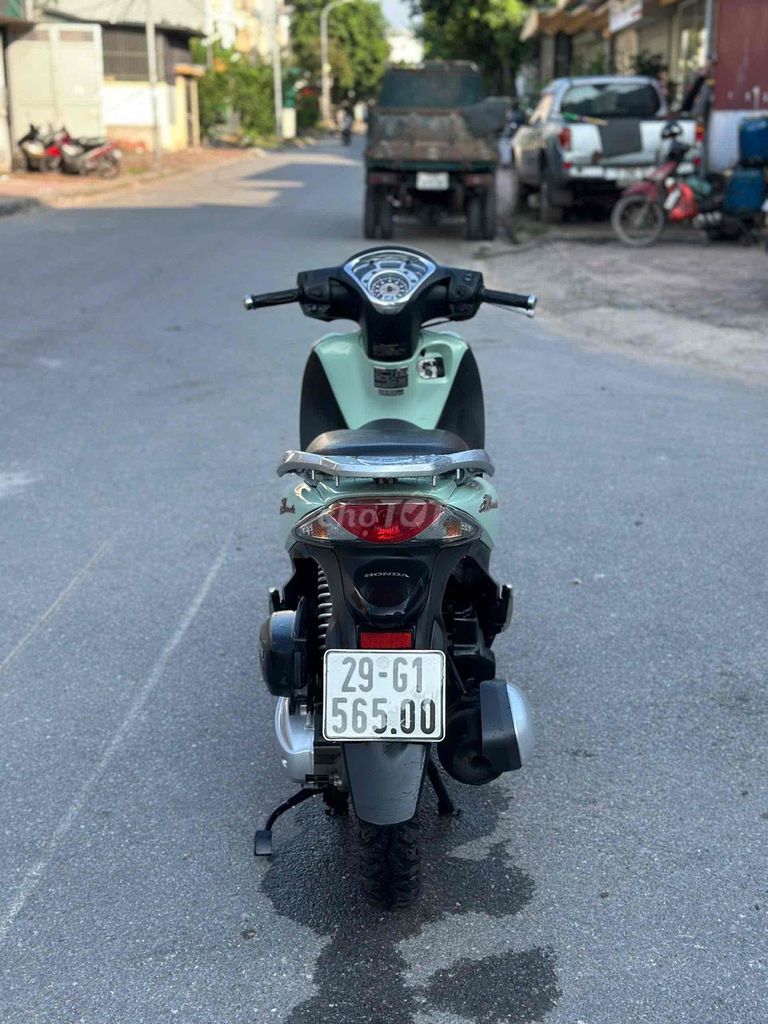 SH MODE Nguyên Bản 2016 Chất_Bảo Hành 2 Năm. Mua bán Xe máy tại Huyện Gia Lâm Hà Nội được đăng bởi Xe Máy Phúc Hưng hình 6