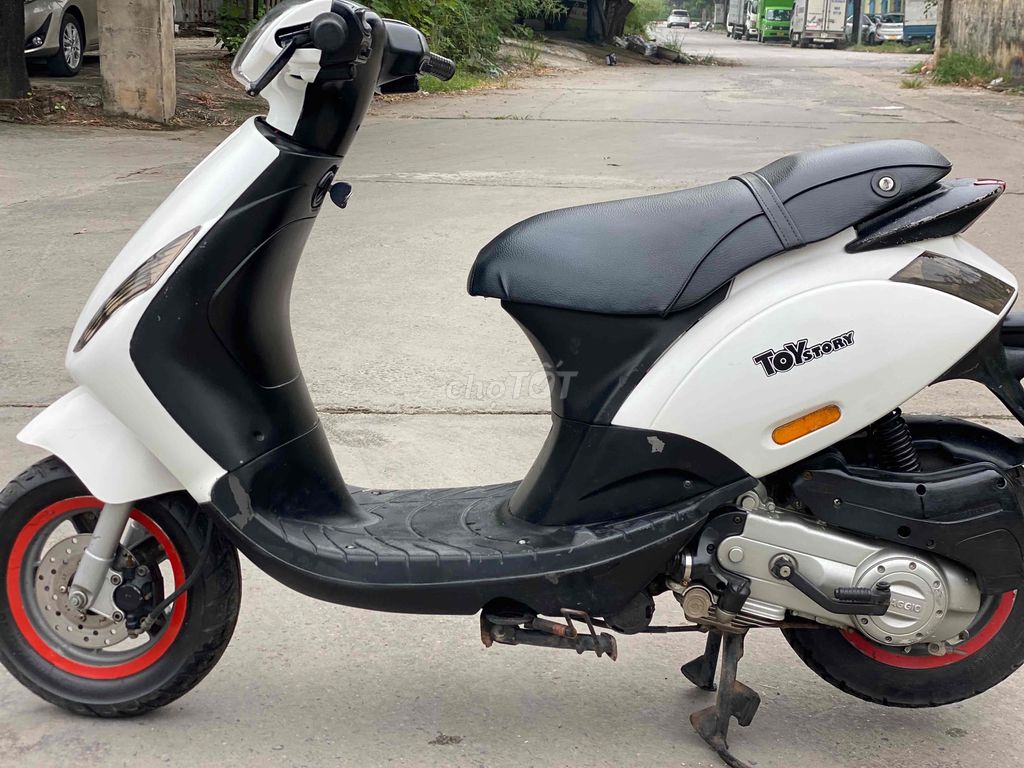 PIAGGIO ZIP 2015 trắng chạy êm , chính chủ. Mua bán Xe máy tại Quận Nam Từ Liêm Hà Nội được đăng bởi Minh Minh hình 6