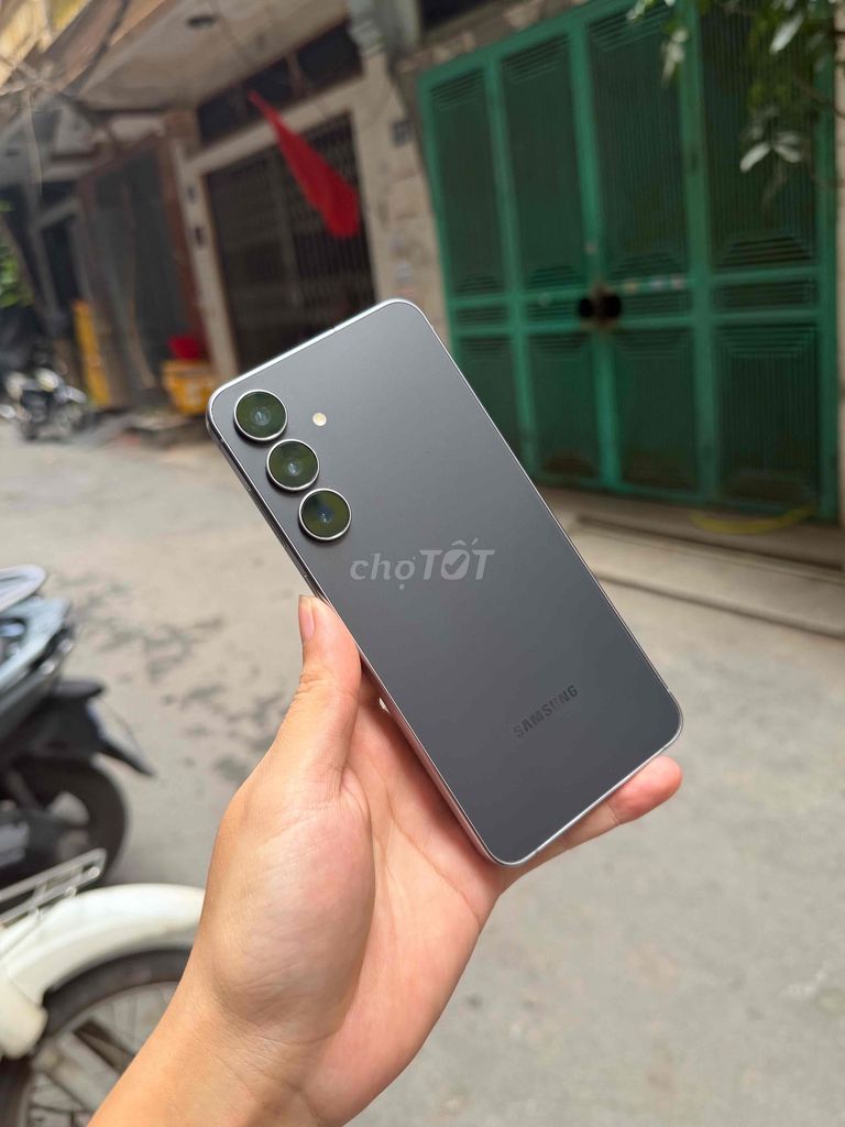 Samsung S25Fe 128GB Xám Snapdragon. Mua bán Điện thoại tại Quận Cầu Giấy Hà Nội được đăng bởi Trần Văn Đoàn hình 1