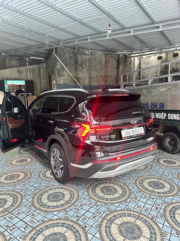Cần bán santafe 2022 full xăng chính chủ. Mua bán Ô tô tại Huyện Tân Lạc Hòa Bình được đăng bởi Anh Tuấn hình 3