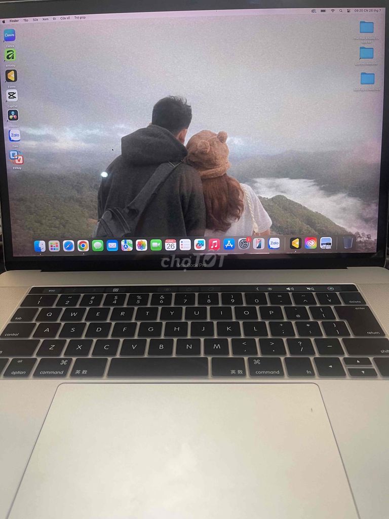Apple MacBook Pro i7 16GB/256GB Bạc 2018. Mua bán Laptop tại Quận Gò Vấp Tp Hồ Chí Minh được đăng bởi Huy Phạm hình 1