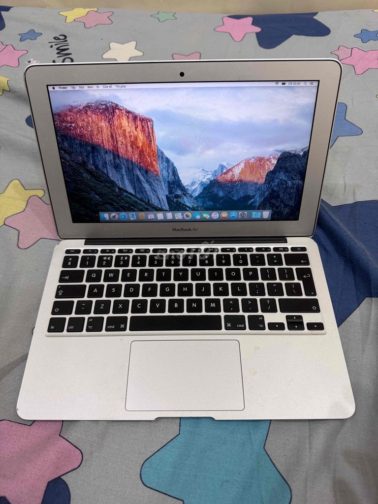 Macbook air 2015 i5 ram 4 ổ cứng 128 máy zin