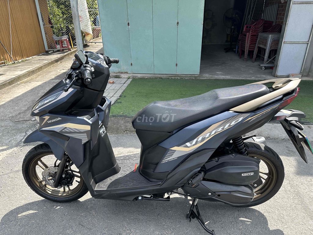 Honda Vario 125 Xám đen Zin. Mua bán Xe máy tại Huyện Thới Lai Cần Thơ được đăng bởi Trường nguyễn hình 2