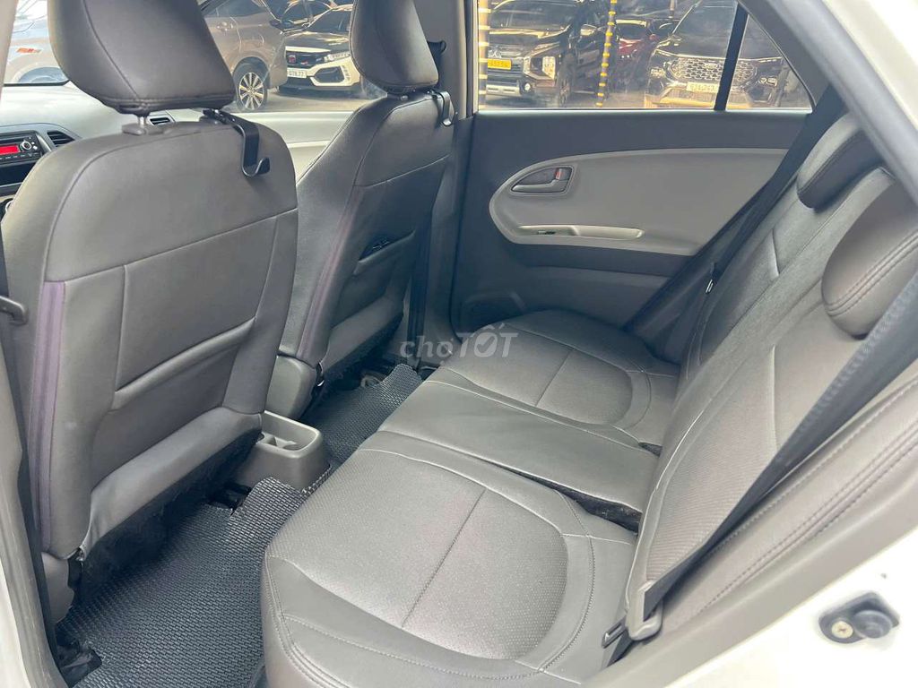 Kia Morning 2019 1.25MT số sàn,màu trắng,1 chủ. Mua bán Ô tô tại Quận Bình Tân Tp Hồ Chí Minh được đăng bởi Son Do hình 11