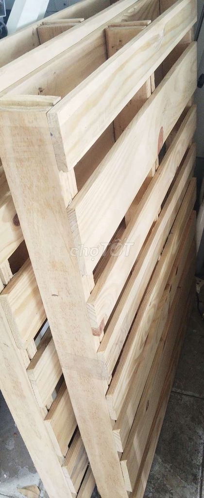 Pallet giường Gỗ 1m6x2m. Mua bán Giường, chăn ga gối nệm tại Thành phố Thủ Đức Tp Hồ Chí Minh được đăng bởi Hiền hình 1