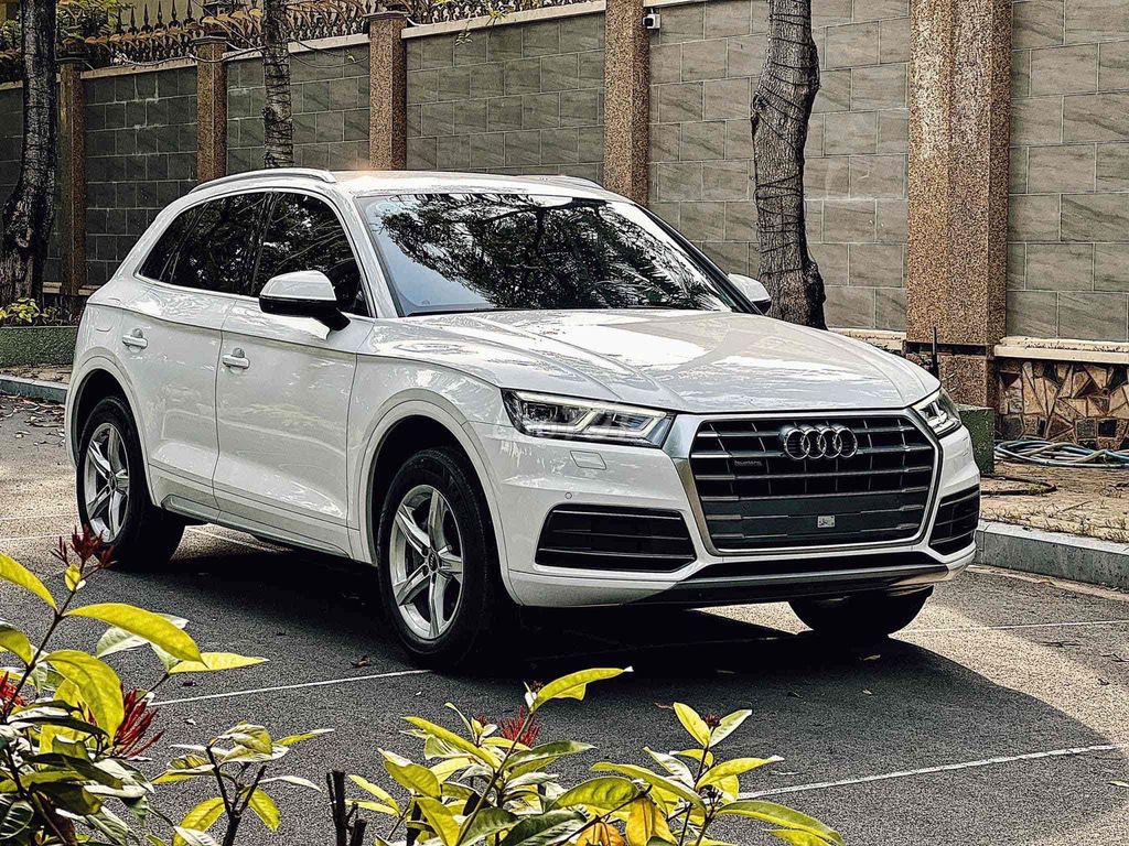 Audi Q5 2019 - 2v miles 1 chủ zin từng cm