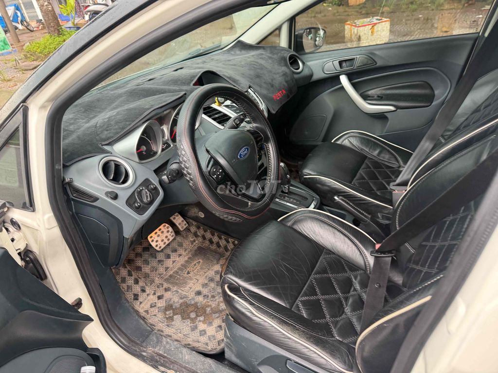Ford Fiesta 2011 1.6 AT Hatchback - 112000 km. Mua bán Ô tô tại Quận Cái Răng Cần Thơ được đăng bởi mua bán trao đổi âm thanh chí công hình 6