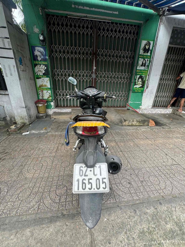 Honda Winner 2019 màu Vàng đen. Mua bán Xe máy tại Thành phố Thủ Đức Tp Hồ Chí Minh được đăng bởi Anh hình 4