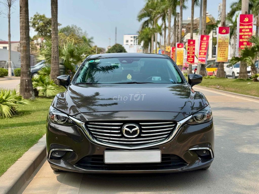 Mazda 6 2017 2.0L Premium Xe odo 8v km rất mới ✅