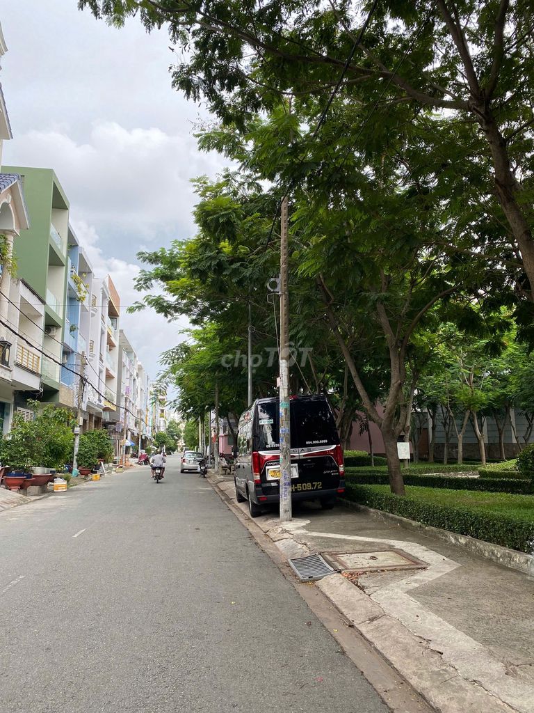 Аренда · 4 комн. · 68 м² · Quận 6, ул. KDC Bình Phú
