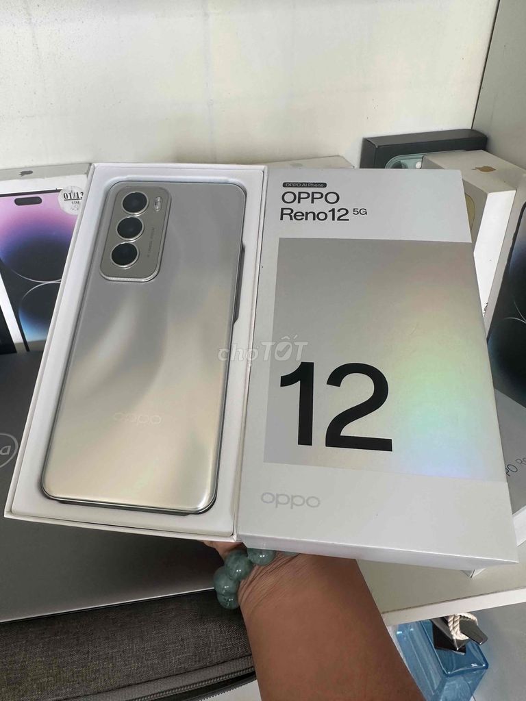 Oppo reno 12 5G 12/256 fulbox. bh 8/2025